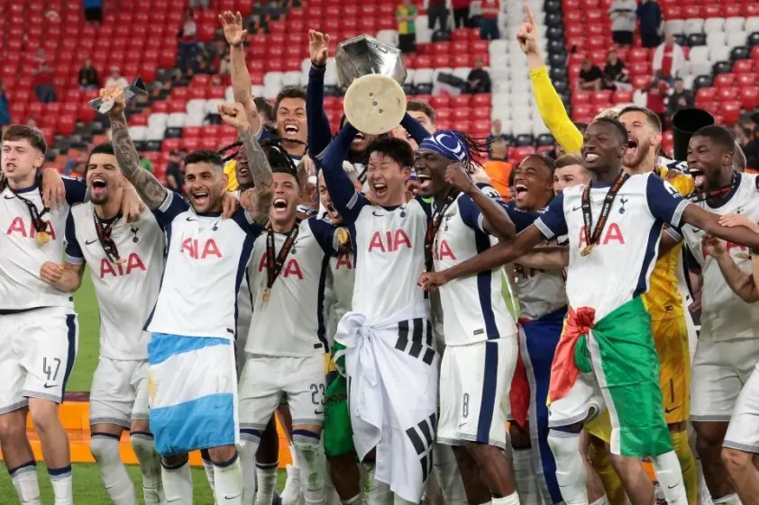 captain tottenham heung min son 997064553 682faa83db40f