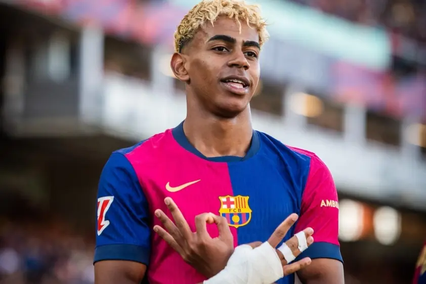 lamine yamal barca 682fedef4ffe2
