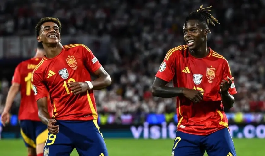Nico Williams đồng ý, vụ chuyển nhượng tới Barca tiến triển mạnh mẽ