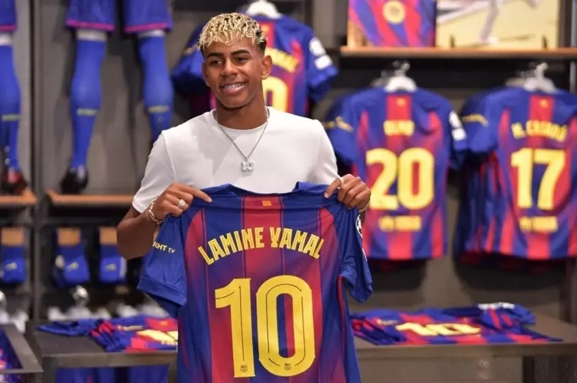 2025 barcelona young barcelona s 6878a85a15170