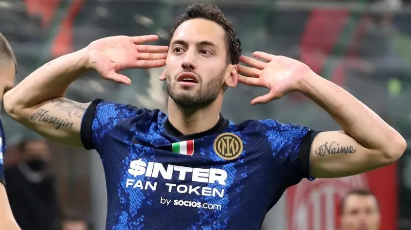 inters hakan calhanoglu 1659355672