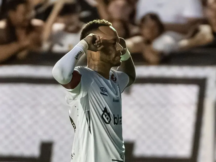 “Neymar rời Santos, sẵn sàng trở lại châu Âu”