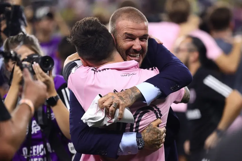 phuc vu messi beckham mua luon thanh chuyen bong hay nhat the gioi 335188