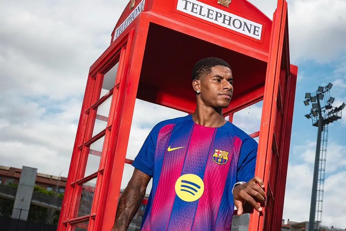 rashford ra mat barca toi cam thay nhu dang o nha 120
