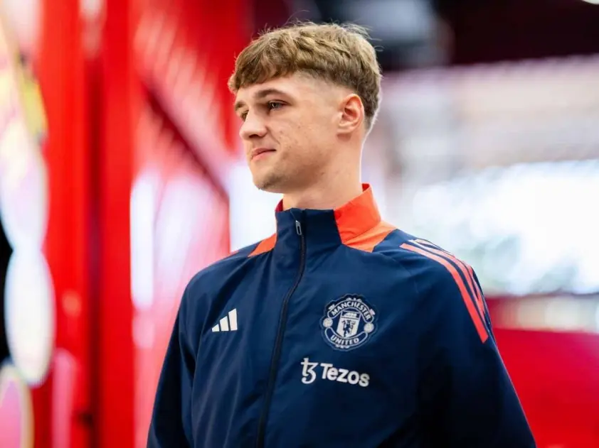 bfc v mufc 2425 ad 38 wilxgbiz17 689ebd80b2aaa