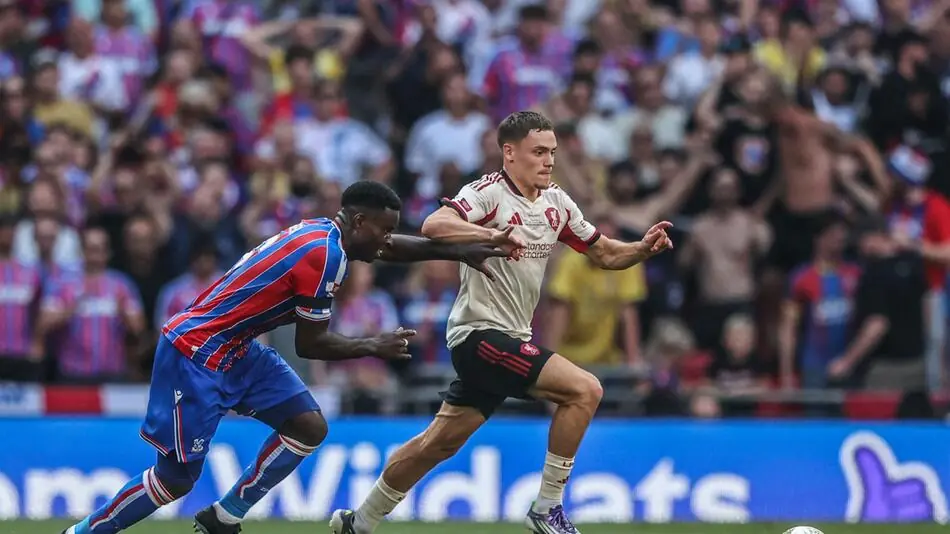 florian wirtz ueberzeugt pflichtspieldebuet fc liv