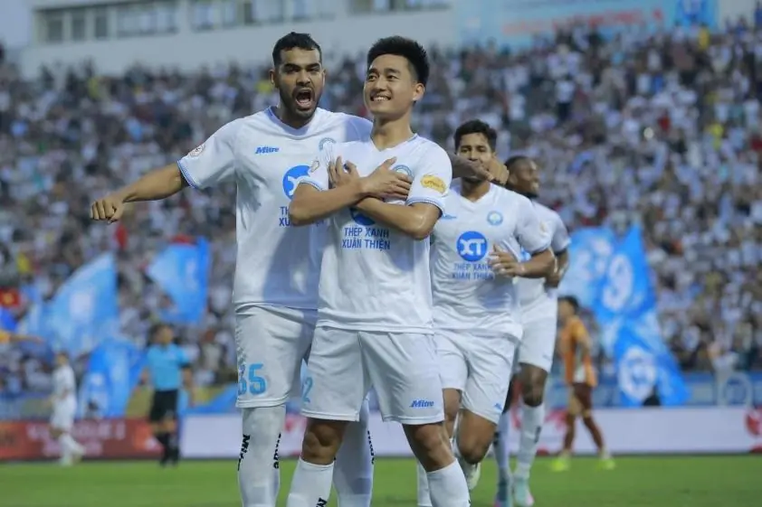 nam dinh champions league two 2025 689ee99a5f703