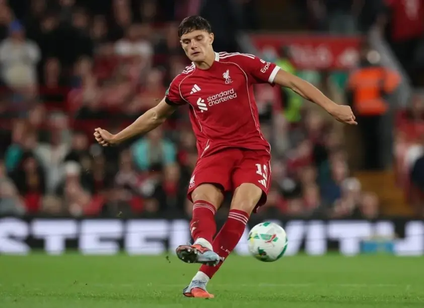2025 liverpools giovanni leoni a 68d332c3a10f0