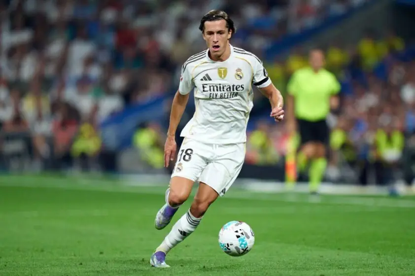 alvaro carreras real madrid 68a7ee84c7193