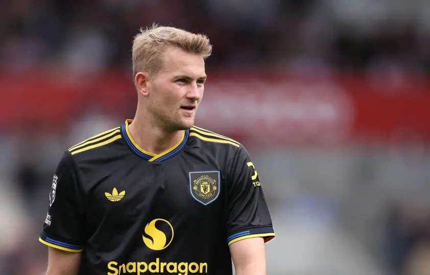 de ligt mu 68d93aa84b5db