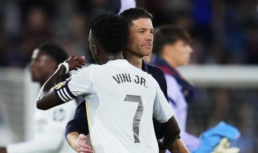 Xabi Alonso chính thức đưa ra quyết định về Vinicius