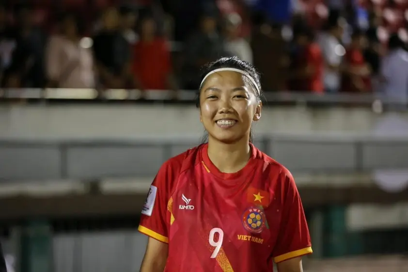 Huỳnh Như gây bất ngờ với cuộc chạm trán ĐT nữ Việt Nam trước SEA Games
