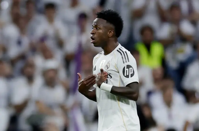 Real Madrid chính thức công bố giá bán Vinicius!