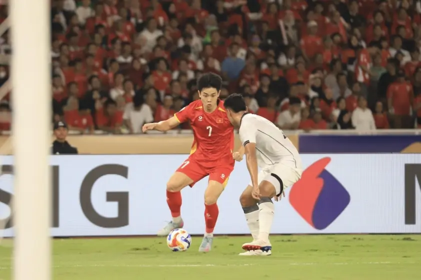 “Cầu thủ xuất sắc U23 Việt Nam bị truyền thông Indonesia chỉ trích”