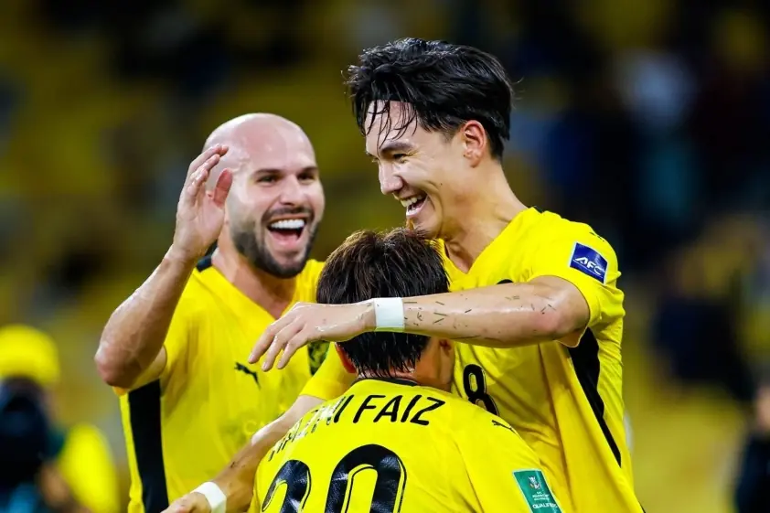 Malaysia kêu gọi FIFA giảm án phạt cho 7 cầu thủ nhập tịch