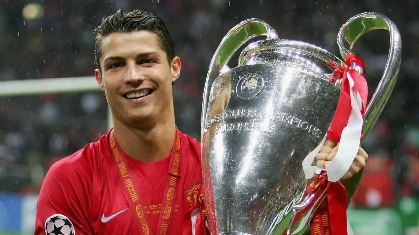 Cristiano Ronaldo có thể quay về MU?