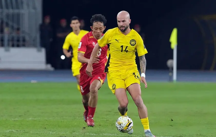 CLB Malaysia có nguy cơ bị phạt vì cầu thủ nhập tịch đá bóng