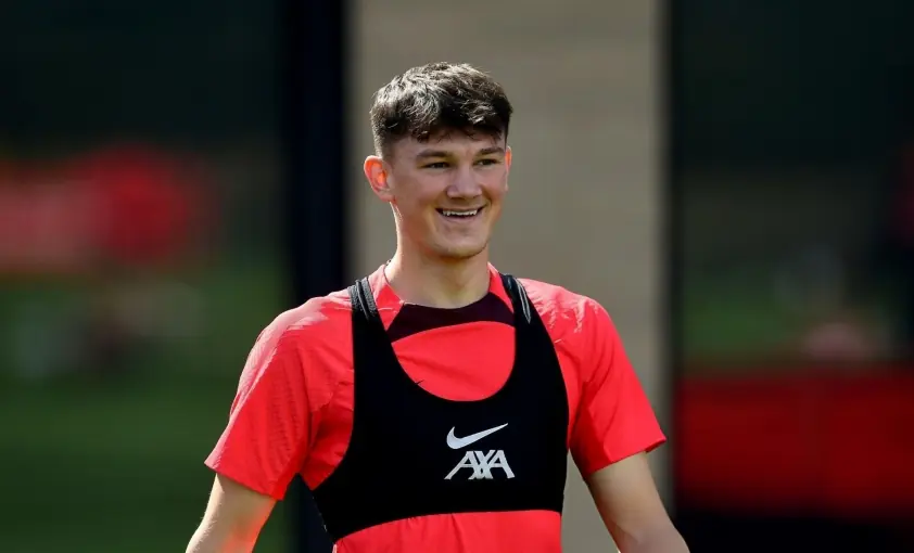 Cơ hội trở lại của ngôi sao ‘bị lãng quên’ sau 3 năm ở Liverpool