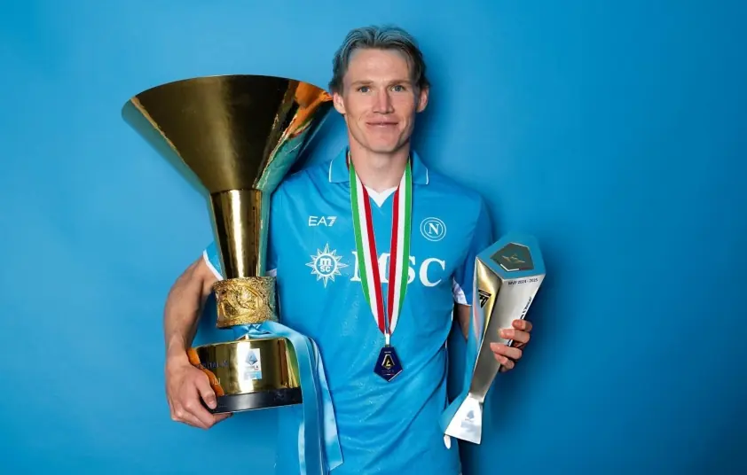 Cầu thủ bị MU bỏ rơi hẹn ngày trở lại Ngoại hạng Anh