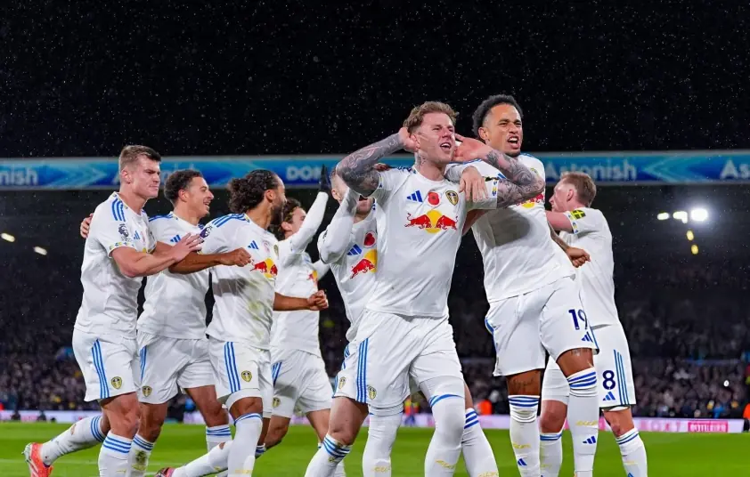 Leeds tìm lại niềm vui chiến thắng sau khi đánh bại West Ham