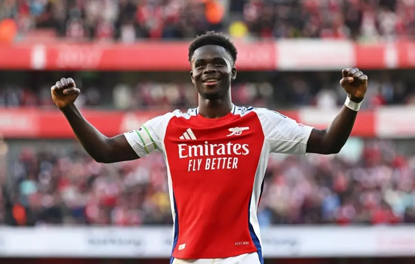 Tin chuyển nhượng 30/10: Real chiêu mộ ‘số 9’ xuất sắc; Saka nói rõ tương lai tại Arsenal