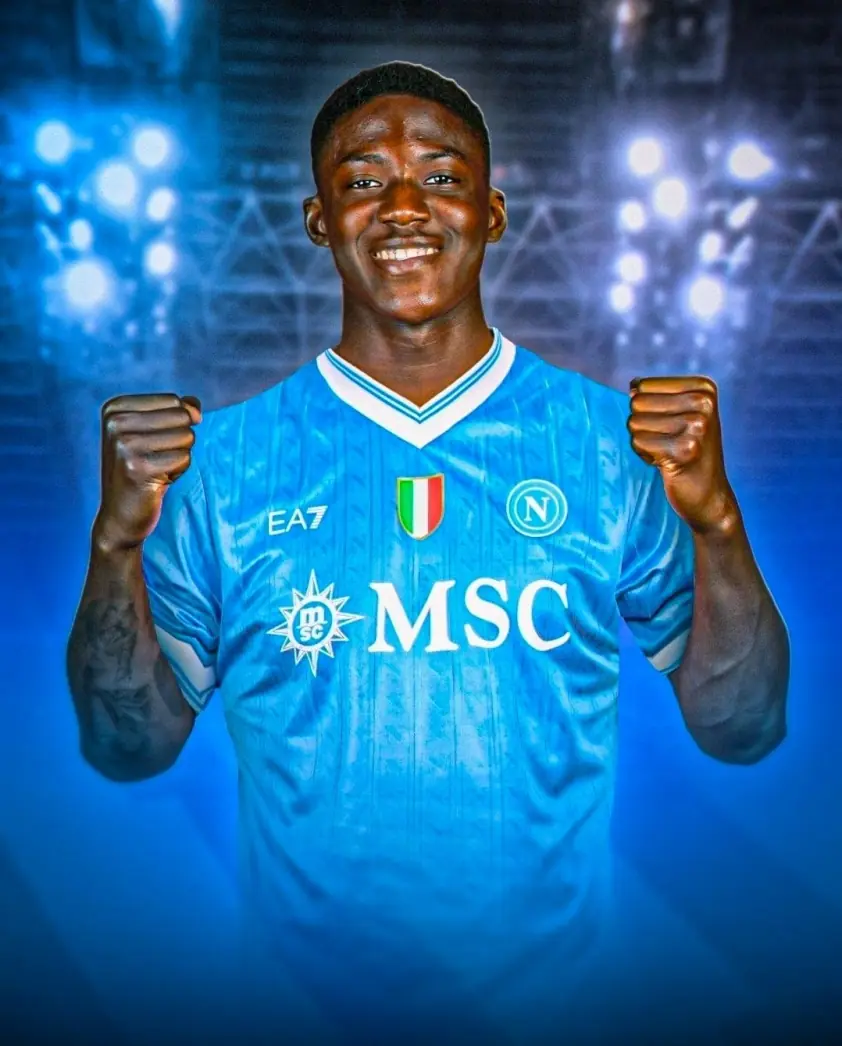 Kevin de Bruyne hỗ trợ MU mang sao trẻ đến Napoli