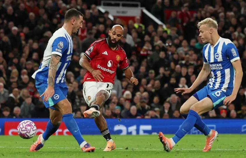 “MU sắp chiếm ưu thế tại Premier League”