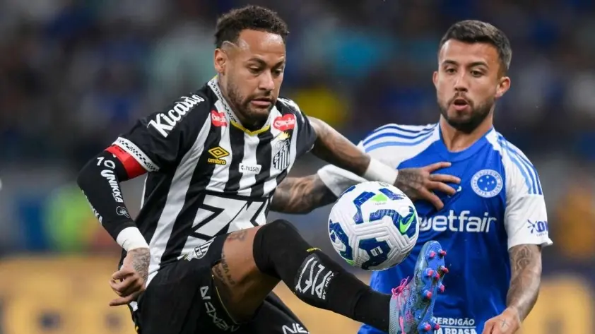 Neymar nhận quyết định quan trọng về tương lai từ Santos
