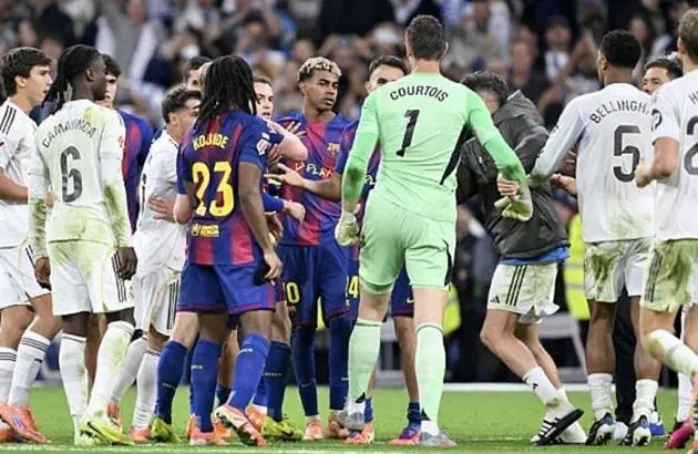Người trong cuộc chia sẻ về vụ ẩu đả tại trận El Clasico