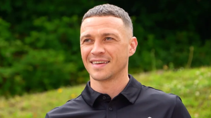 james chester joins salford city on a free 1600x900 68eb45efd362e