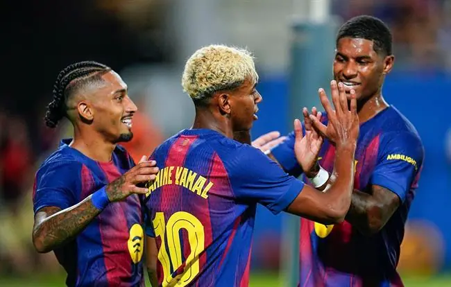 “Lamine Yamal phản ứng bất ngờ khi Barca muốn chiêu mộ Rashford”