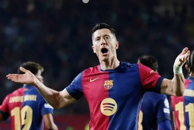 lewandowski bia 1 68f1aeab23e8a