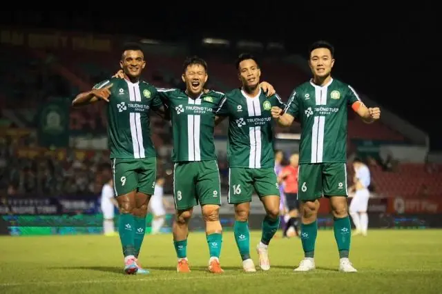 Đồng đội Công Phượng toả sáng, HLV Kim Sang Sik triệu tập lên tuyển?