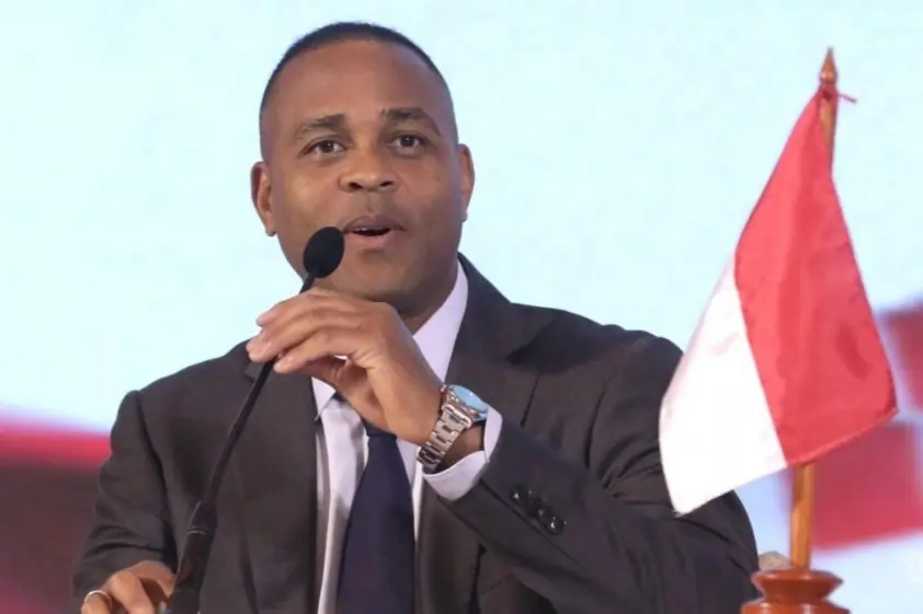 patrick kluivert resmi diperkena 68d4bc1304579