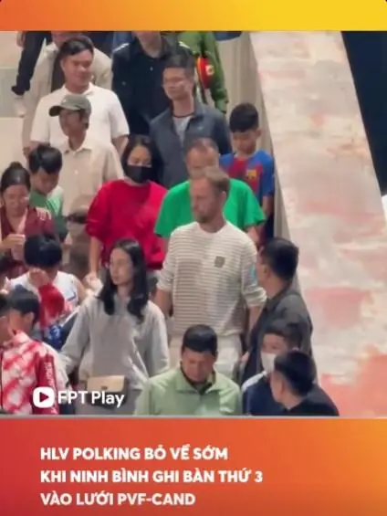 “HLV CAHN rời Ninh Bình sớm sau bàn thắng của Hoàng Đức”