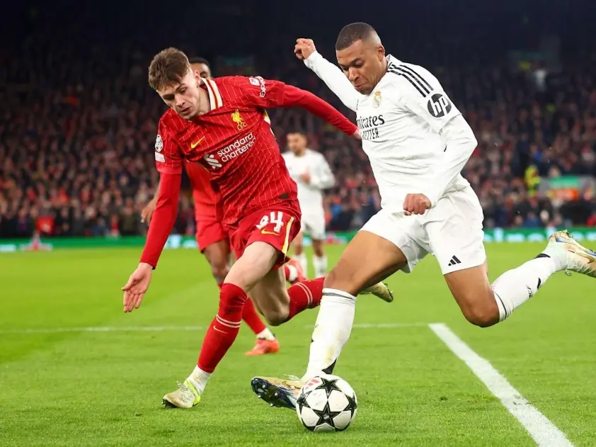 UEFA cấm Liverpool gặp Real Madrid tại Champions League