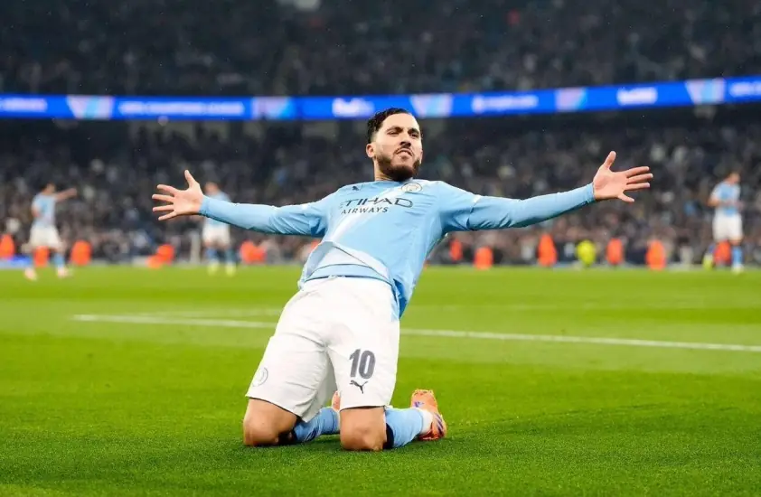 Mbappé ngỡ ngàng trước ‘vũ khí bí mật’ của Man City