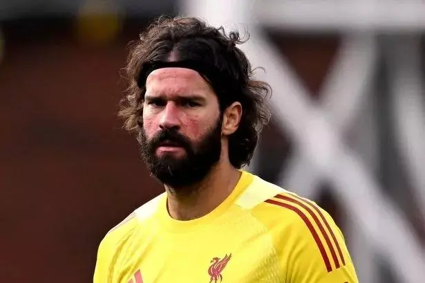 “Liverpool khủng hoảng khi mất 6 cầu thủ vì chấn thương”