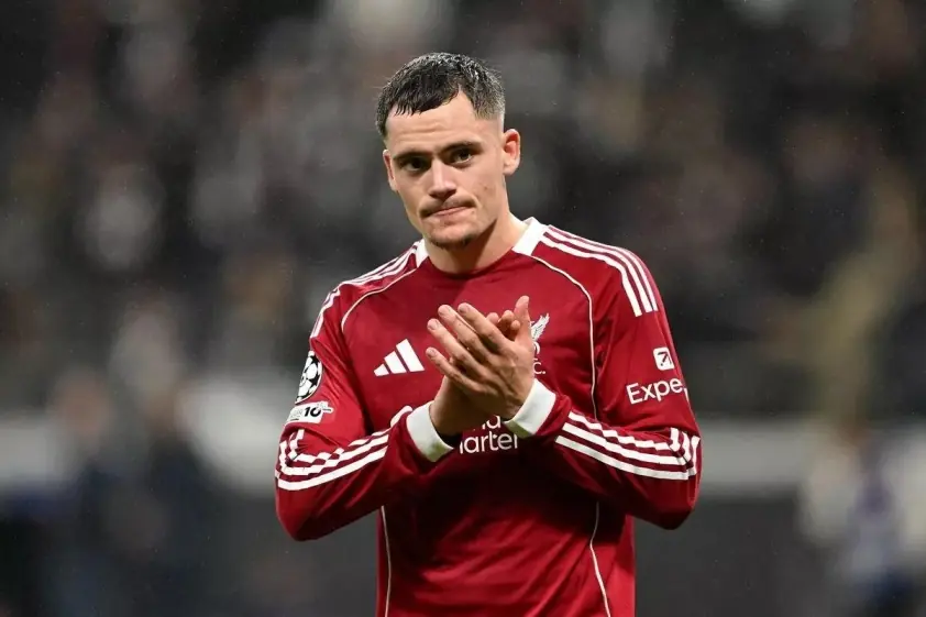 HLV Real Madrid khen ngợi sao Liverpool trước thềm đại chiến