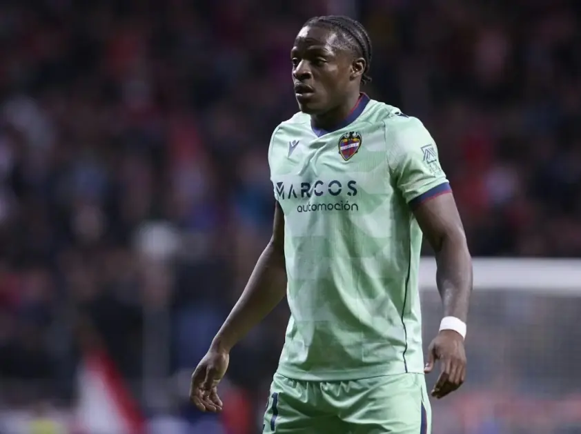 Arsenal dẫn đầu cuộc đua săn ‘mũi nhọn’ khiến châu Âu thổn thức