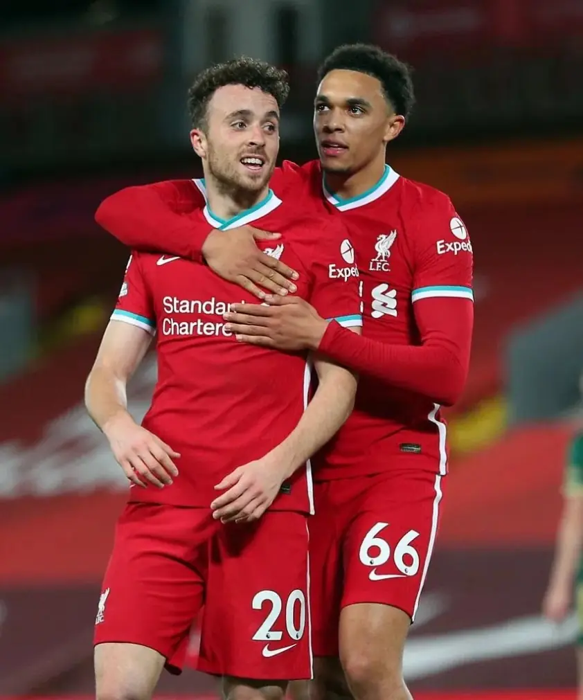 Arnold và Real tri ân ngôi sao ngắn ngủi Diogo Jota