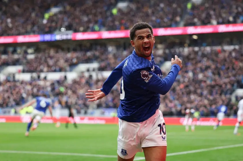 Tottenham săn đón ngôi sao châu Á từng khiến Liverpool “ngẩn ngơ”