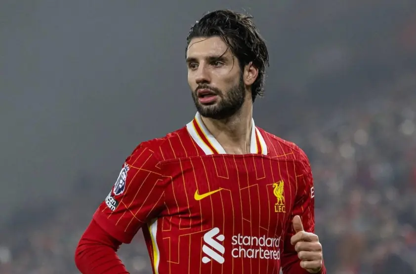 “Chấn động: Real ký hợp đồng với kẻ thù số một của Guler!”