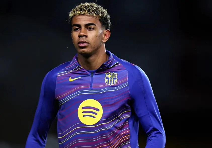 HLV Tây Ban Nha tức giận vì quyết định của Yamal