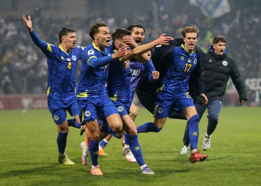 “Gã ‘tí hon’ châu Âu gây sốc ở vòng loại World Cup”