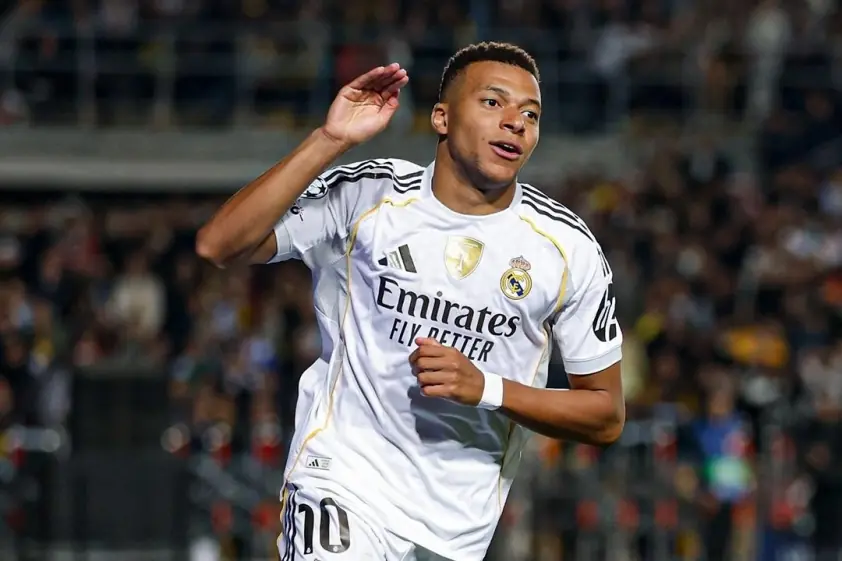 Thần đồng Barcelona đuổi kịp kỷ lục ấn tượng của Mbappe