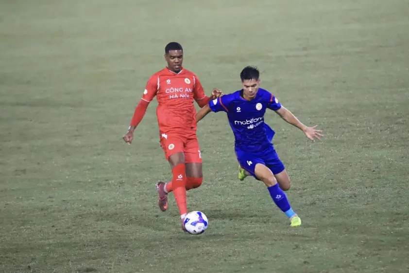 Xem trực tiếp Hà Nội vs PVF-CAND lúc 19h15 hôm nay 4/11