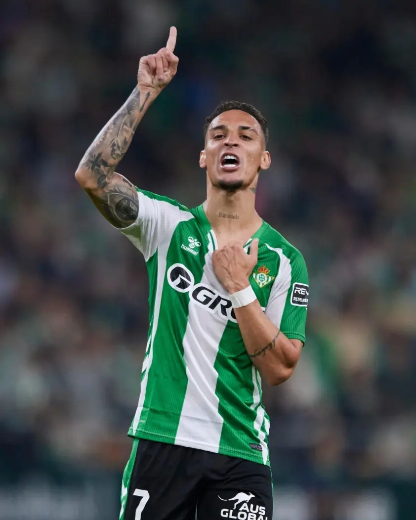 Antony tiếp tục tỏa sáng trong trận đấu với Lyon