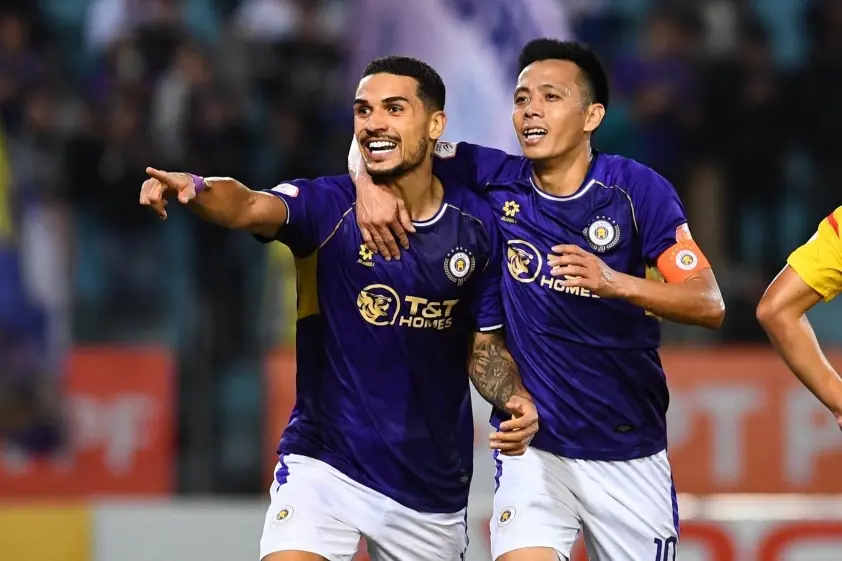 HLV Harry Kewell bất ngờ bình luận về cơ hội của Hoàng Hên lên ĐT Việt Nam