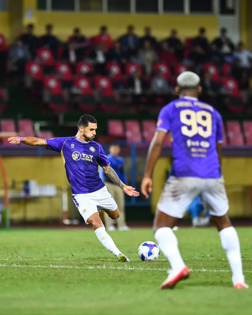 “Sao nhập tịch Hoàng Hên tỏa sáng rực rỡ trước ngày ĐT Việt Nam tập trung”